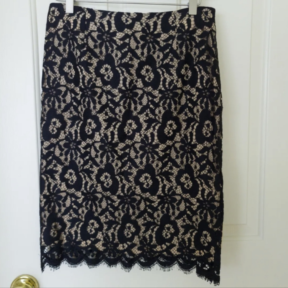 Trina Turk Black Midi Lace Pencil Skirt Sz 8